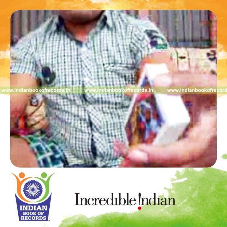 individual performing revolution and three packet thumb cuts quickly for record in Indian Book of Records