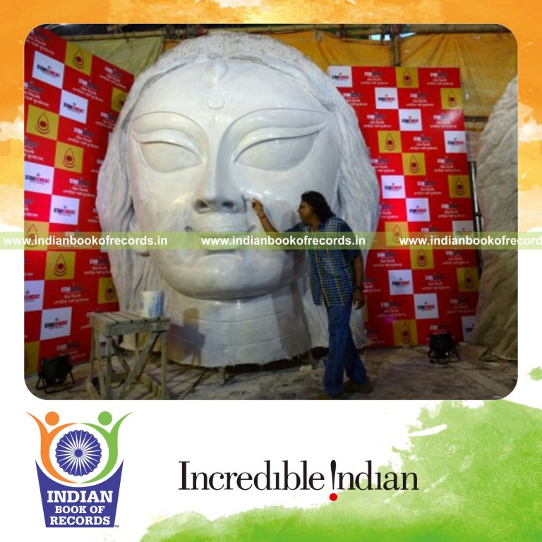 large durga idol displayed for Indian Book of Records