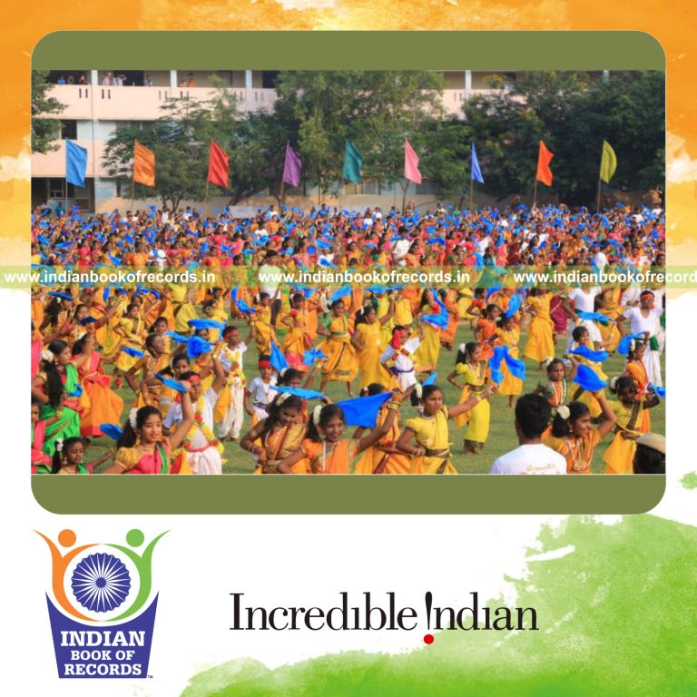 a large group performing oyilattam dance together in a traditional cultural event for a record in Indian Book of Records