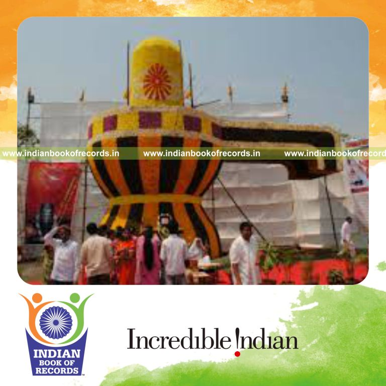 large shivling structure made using flowers for record in Indian Book of Records