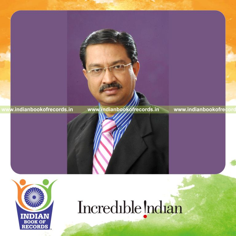 male individual holding breath while swimming for long duration for record in Indian Book of Records