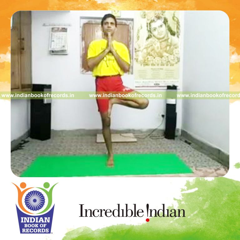 individual holding yoga tree pose for longest duration for record in Indian Book of Records