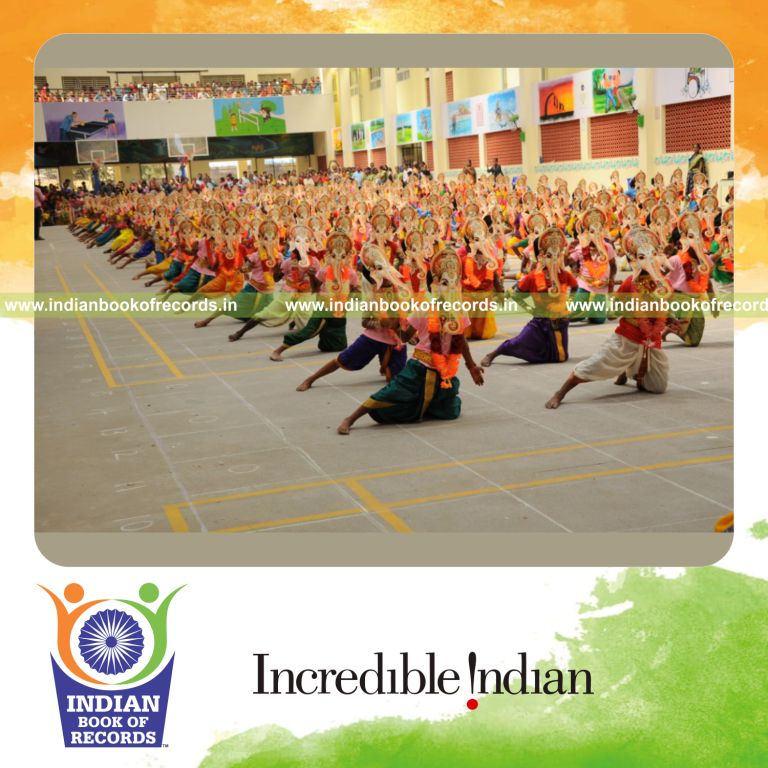 participants wearing lord ganesh mask simultaneously for Indian Book of Records