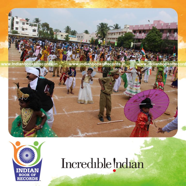 children participating in fancy dress contest at single venue for Indian Book of Records