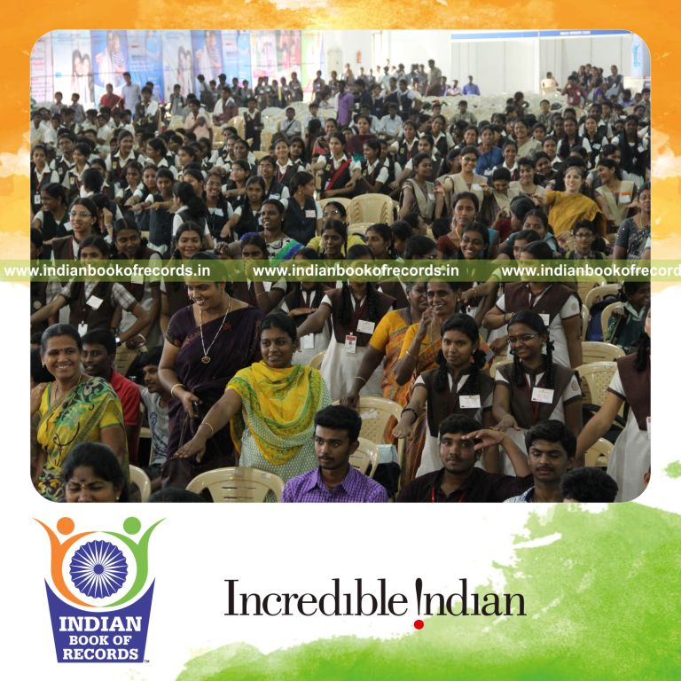 mothers and daughters taking pledge together for Indian Book of Records