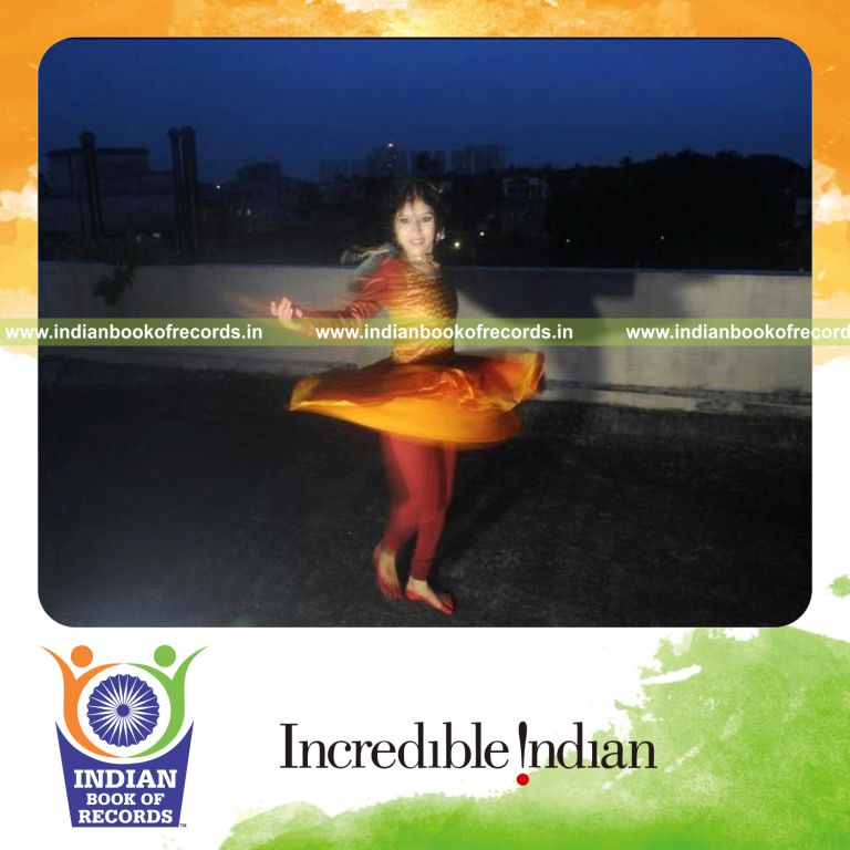 female individual performing kathak spins within one minute for record in Indian Book of Records