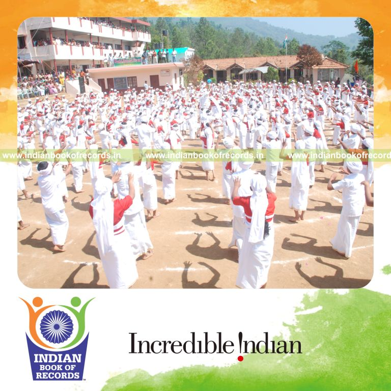 group of participants performing badaga dance at single venue for record in Indian Book of Records