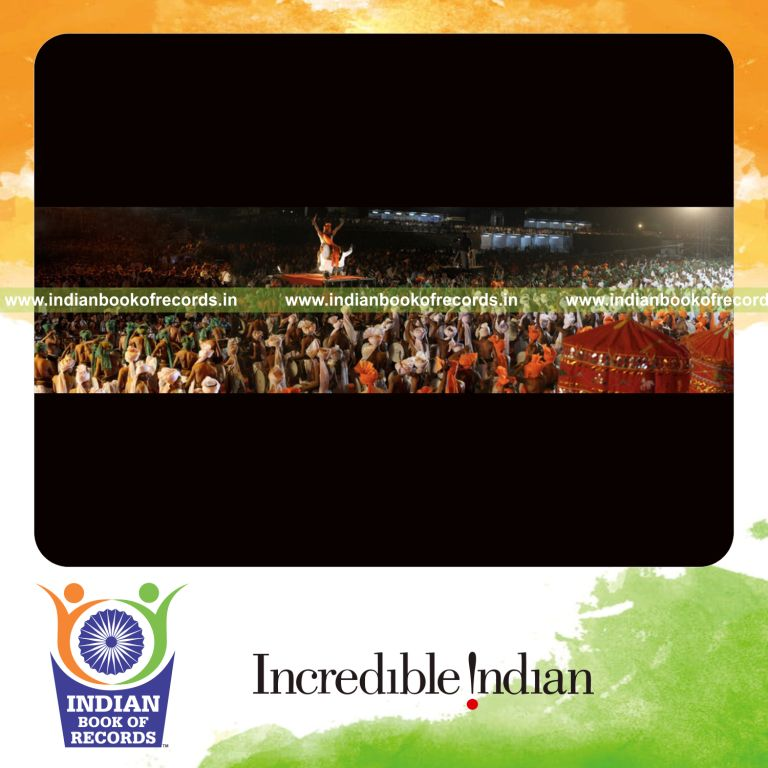 group of people performing dhol simultaneously at a single venue for record in Indian Book of Records