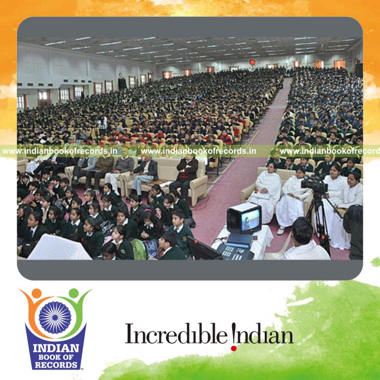 group of students attending maths class at single venue for record in Indian Book of Records