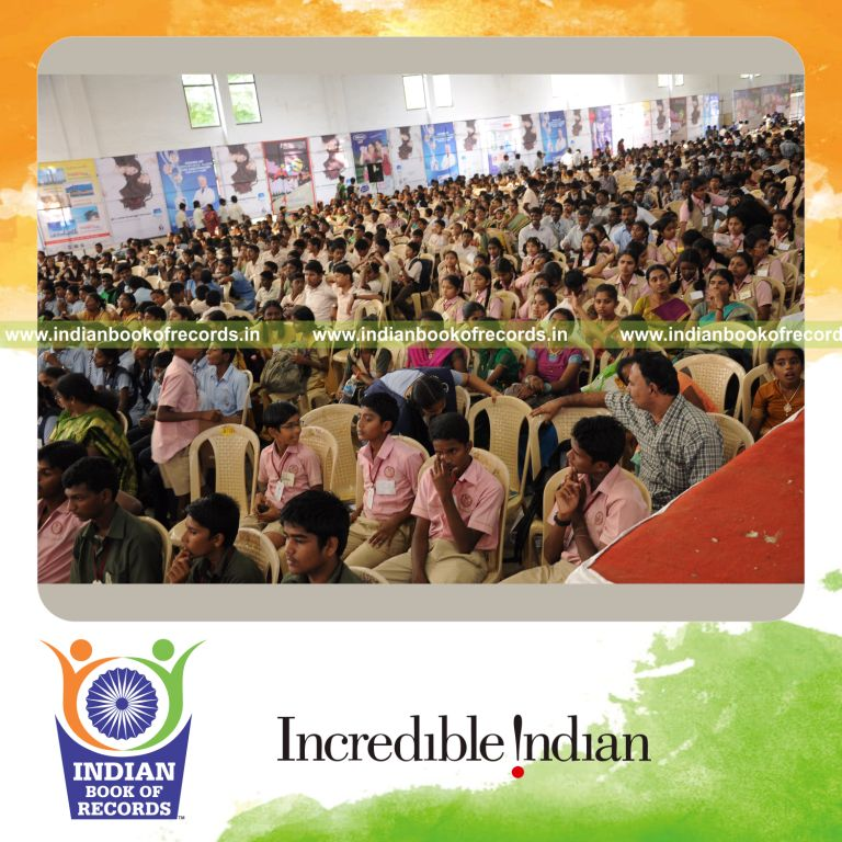 group of participants attending interschool literary and cultural meet for record in Indian Book of Records