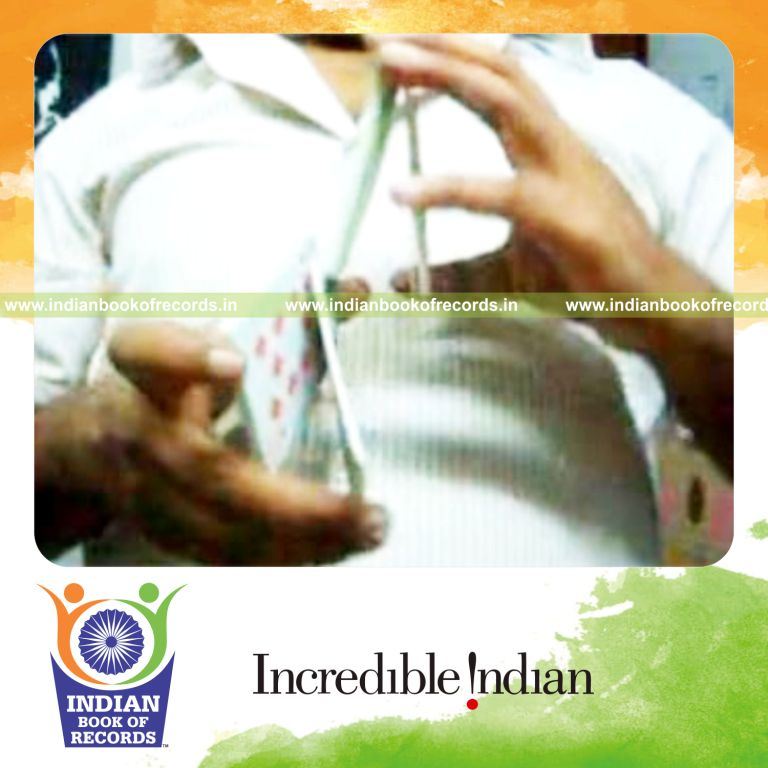 individual performing triple z card cuts in 30 seconds for record in Indian Book of Records