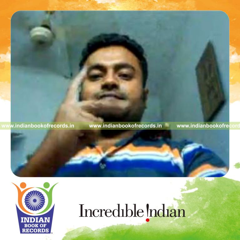 individual performing maximum two handed muse card cuts in one minute for record in Indian Book of Records