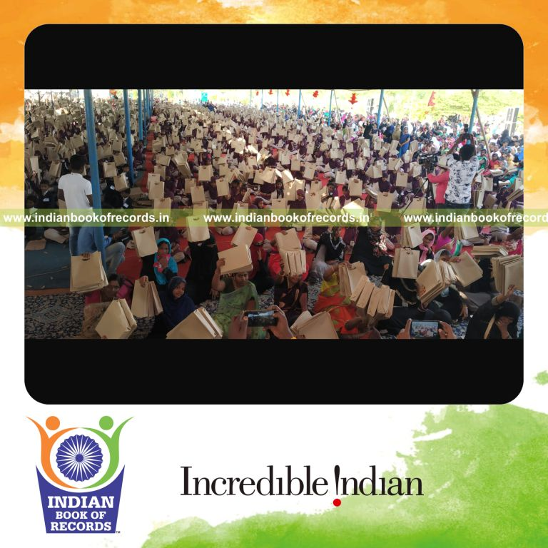 participants making paper bags simultaneously for Indian Book of Records