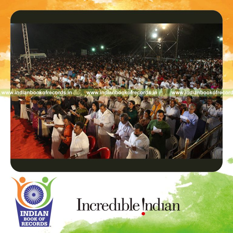 people reading aloud simultaneously for Indian Book of Records