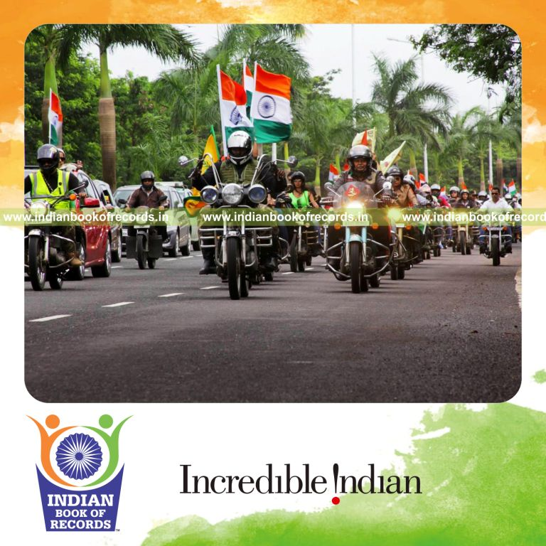 royal enfield motor bikes in a large parade simultaneously for Indian Book of Records