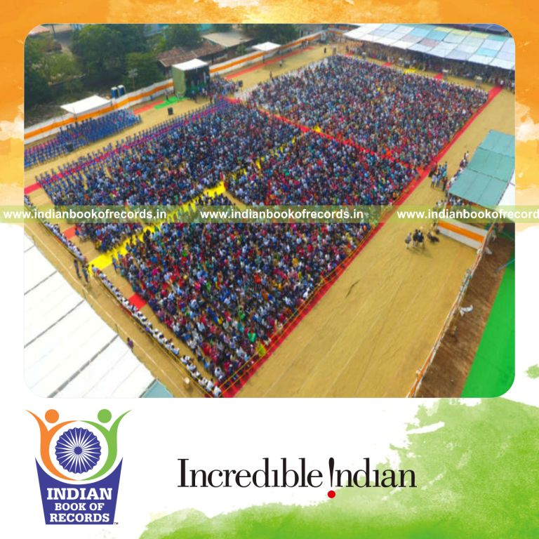 former students gathering together at a large school reunion event to set a record for Indian Book of Records