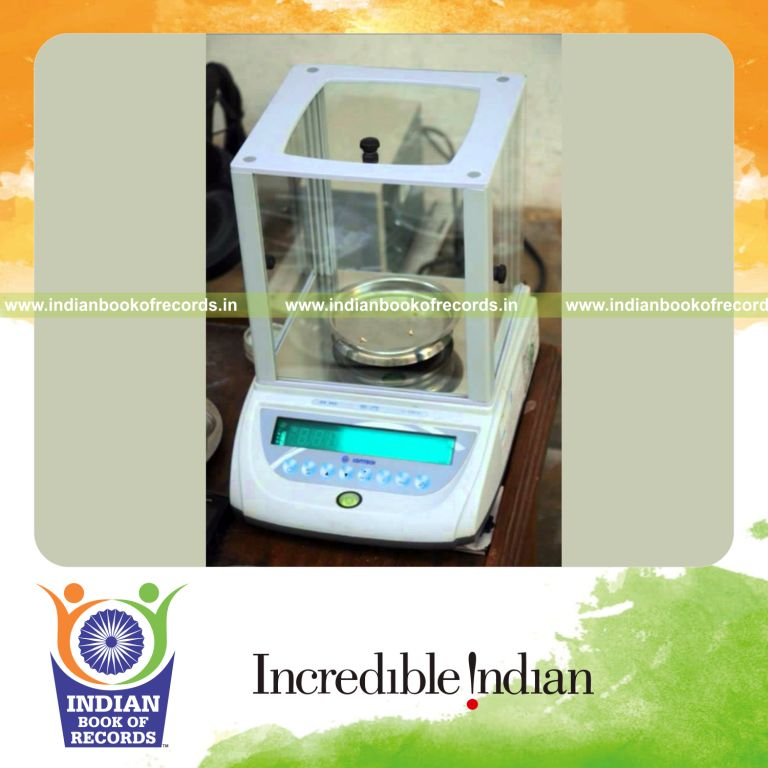 gold miniature poorna kumbam crafted by individual for Indian Book of Records