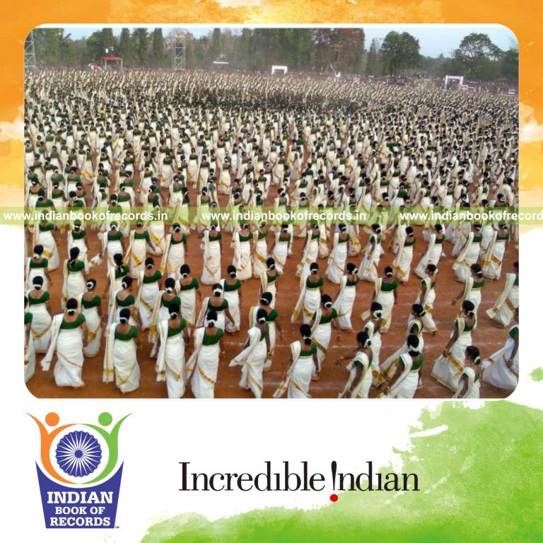participants performing thiruvathira dance simultaneously at single venue for Indian Book of Records