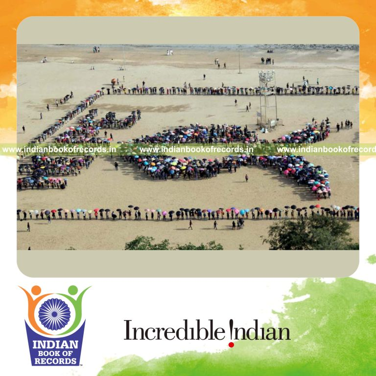 participants forming umbrella mosaic for Indian Book of Records